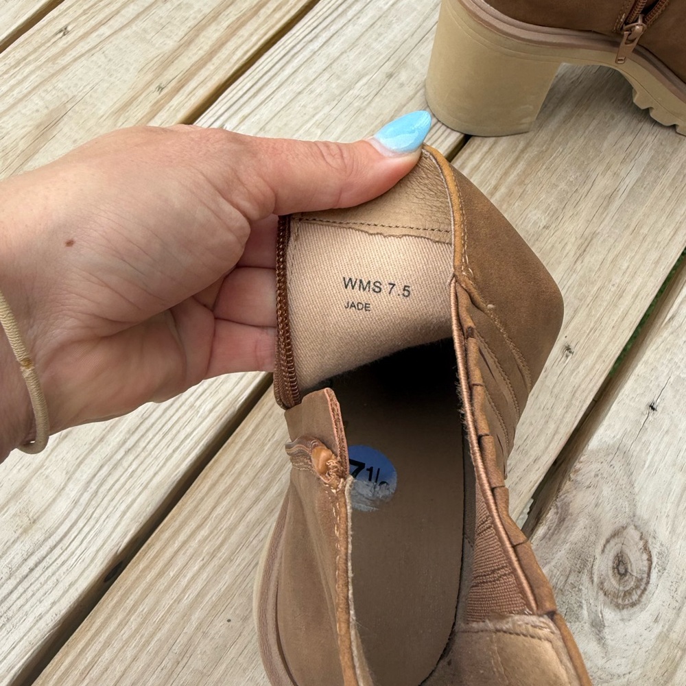Women’s Boots